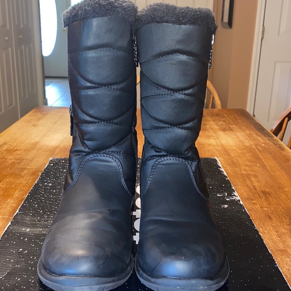 Women’s Waterproof Insulated Totes Boots
